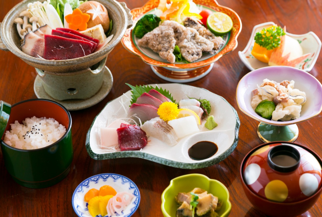 生月クジラじりじり鍋定食