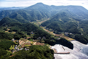 春日集落と安満岳の詳細説明
