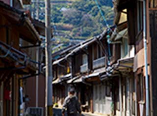 神浦地区の町並み