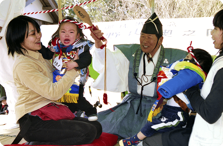 行事・祭事 小泣き相撲